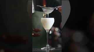 Perfekt Whisky sour 🍸 drink recipe [upl. by Adyaj182]