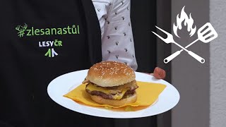 Grilování srnčích hamburgerů [upl. by Silbahc]