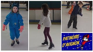 premiers pas sur la glace à la patinoire [upl. by Thrift799]