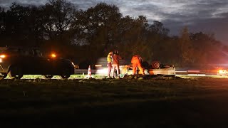 Aanhanger ondersteboven op Waldwei N31 bij Opeinde [upl. by Androw]