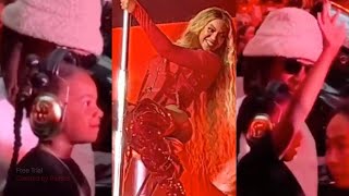 Rumi Says Hey Miss Carter To Beyonce On Stage [upl. by Ko580]