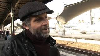 Laffiche du spectacle de Stéphane Guillon retirée du métro parisien [upl. by Arbrab475]