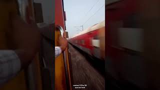 Jab bhi train ka pahiya Tut jata Hai to use kaise badla jata Hai 😱🛞ralway facts shorts 😱🛞🛞🚊🚊😱 [upl. by Alyahsat]