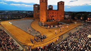 Giostra de lOca  Palio dei Borghi  Fossano 2015 [upl. by Asilanom]