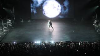 Loic Nottet en concert à la salle Pleyel Wolves [upl. by Nolaj670]