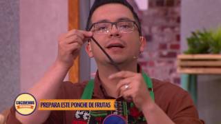 Receta Ponche Navideño  Cocineros Mexicanos [upl. by Puri]