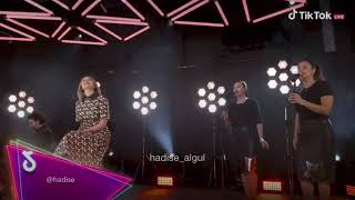 Hadise  kücük bir yol tiktok canlı yayın [upl. by Oicangi243]