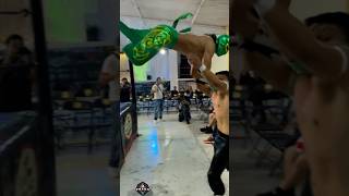 Orochi Vs Salvattore LuchaSafex luchalibre cmll [upl. by Akiehs]