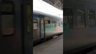 Bhopal jan shatabdi skipped Sanchi train indianrailways janshatabdi bhopal sanchi [upl. by Hazrit]