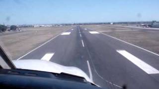 Landing at Essendon Airport Melbourne 2010 [upl. by Gaylord36]