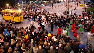 Carnaval 2019 El Antroxu desborda Gijón [upl. by Neerihs]