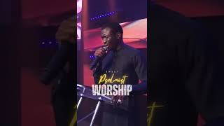 Emmanuel  Min Theophilus Sunday theophilussunday worshipsongs gospelmusic apostlearomeosayi [upl. by Adiuqal]