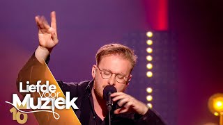 Johannes Genard  Honey Bee van Belle Perez  Liefde voor Muziek  seizoen 10  VTM [upl. by Quickman]