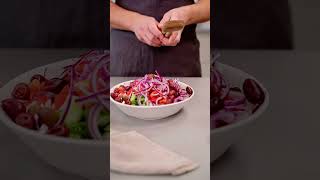 Gresk salat 🫑🍅 howto recipe greeksalad [upl. by Ayoral]