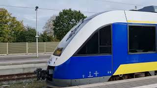 Bremerhaven Hbf  RB 33 der EVB fährt aus Richtung Bremervörde ein [upl. by Yelkcub]