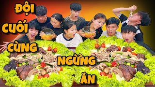 Anh Ba Phải Vlogs  Thử Thách Đội Cuối Cùng Còn Ăn Bộ Đồ Lòng Khổng Lồ [upl. by Kurt706]