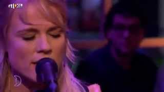 Common Linnets  Love Goes On  Song only  Live RTL Late Night [upl. by Liartnod]