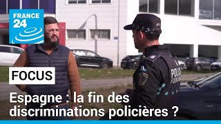 Espagne  à Fuenlabrada la police renoue le lien pour prévenir la discrimination • FRANCE 24 [upl. by Magan395]