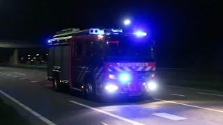 Brandweer Ravenstein met spoed onderweg voor Auto brand op A50 bij Winssen [upl. by Erbma]