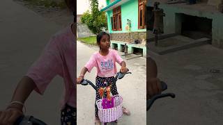 Mom daughter love care ❤️ family love viral avanishkumarverma [upl. by Bogart111]