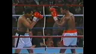 Muhammad Ali vs Larry Holmes  Мохаммед Али  Ларри Холмс [upl. by Melody]