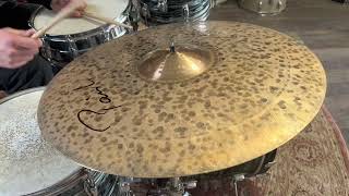 Paiste 22quot Signature Dark Energy Ride Cymbal Mark I  3010g [upl. by Gala641]