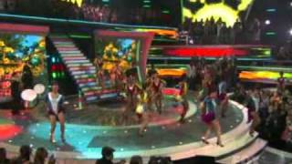 Season 10William amp Jamie Foxx  Hot Wings I Wanna PartyLive On American Idol 2011Top 10 [upl. by Aurita752]