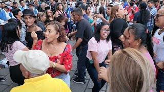 AMBIENTE DE CARNABAL EN EL COMBO PURO SABOR 😱🤔😂💃🕺 [upl. by Kneeland116]