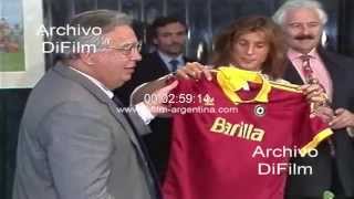 Claudio Caniggia firma contrato con la Associazione Sportiva Roma 1992 [upl. by Azriel]