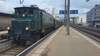 Historischer SBBZug mit Ae 47 und Leichtstahlwagen durchfährt Gümligen [upl. by Leake]