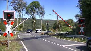 Spoorwegovergang Hachenburg D  Railroad crossing  Bahnübergang [upl. by Winshell814]