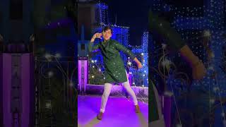 Aayi hai Diwali 🪔🎆🎇 diwali diwali2024 diwalidance dance bollywoodcoversongdance [upl. by Sonstrom]