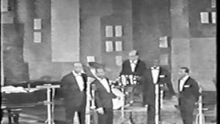 The Golden Gate Quartet  Swing Down Sweet Chariot [upl. by Pennington]