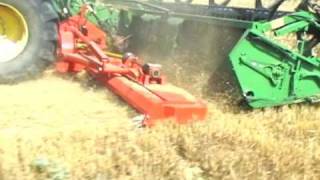 Harvest 2009  John Deere STS 9880i with stubble chopper [upl. by Nert]