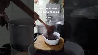 sábado tem feijoada caseira [upl. by Dnaletak710]