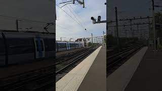 Arrivée et départ de 2 UM2 de NAT Z50000 IDFM à EpinayVilletaneuse train sncf bus ratp tram [upl. by Nnayllehs]