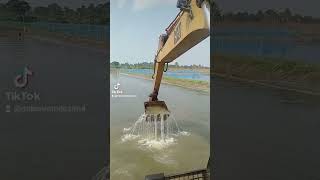 shortsvideo excavator daiving foryou vairaltrending [upl. by Leatri]