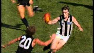 Mick McGuane Collingwood 7 Bounce Goal 1994 [upl. by Darbee]