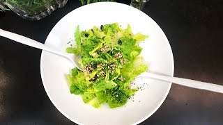 Mon incontournale salade verte [upl. by Nosauq]