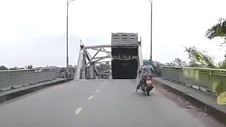 WARNING  Dashcam video shows the moment a bridge collapsed in Vietnam [upl. by Lenehc]