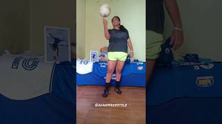 Manobra quotNeck to Solequot de Futebol Freestyle freestylefootball explore futbol [upl. by Marybeth]