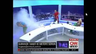 Survivor 3T Taner Saba Tümerle Bu Gece Programında Yangın Tüpü İle Metere Saldırdı [upl. by Yelrah]