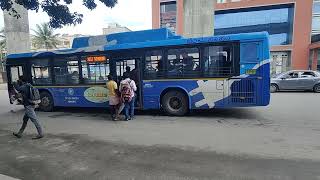 Gopalan Mall BMTC Bus Stop 🚌 Dairy Circle Towards Bannerugatta ಎನ್ ಬಸ್ಸುಗಳು ಗುರು Electric ⚡ Busses [upl. by Neall]