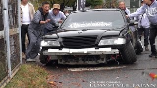 【驚愕】牽引ロープぶっ飛ぶ！！ Y33 AVEXシーマ 亀る  StanceNation  Lowered Car FAILS スタンスネーション 2015【搬入動画】 [upl. by Bernelle]