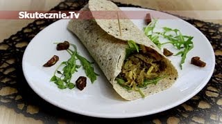 Tortilla ze słodkoostrą sałatką z indyka  SkutecznieTv HD [upl. by Ilellan894]