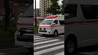 【福岡市消防局】救急車・緊急走行 [upl. by Ettenawtna835]