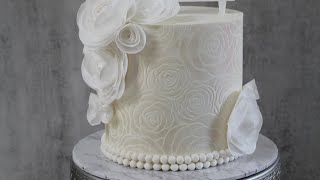 My Top Tips for Buttercream Stenciling [upl. by Kele128]