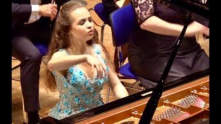 Laetitia Hahn Schumann Piano Concerto in A minor OP 54 with Robert Ryker [upl. by Goebel]