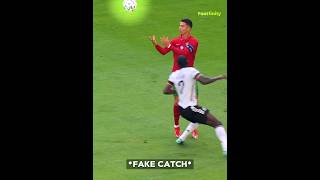 Players Fake Plays  Ronaldinho ☠️ [upl. by Fiester482]