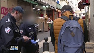 Confinement à Marseille  la police durcit le ton [upl. by Siol]